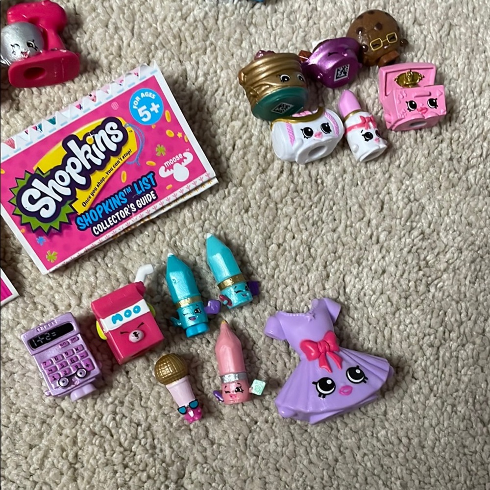 66 Shopkins & accessories - Picture 3 of 4